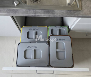 Zestaw koszy na śmieci 62L do szuflady szafki 60 Blum 4 pojemniki na odpady