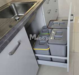 Zestaw koszy na śmieci 62L do szuflady szafki 60 Blum 4 pojemniki na odpady